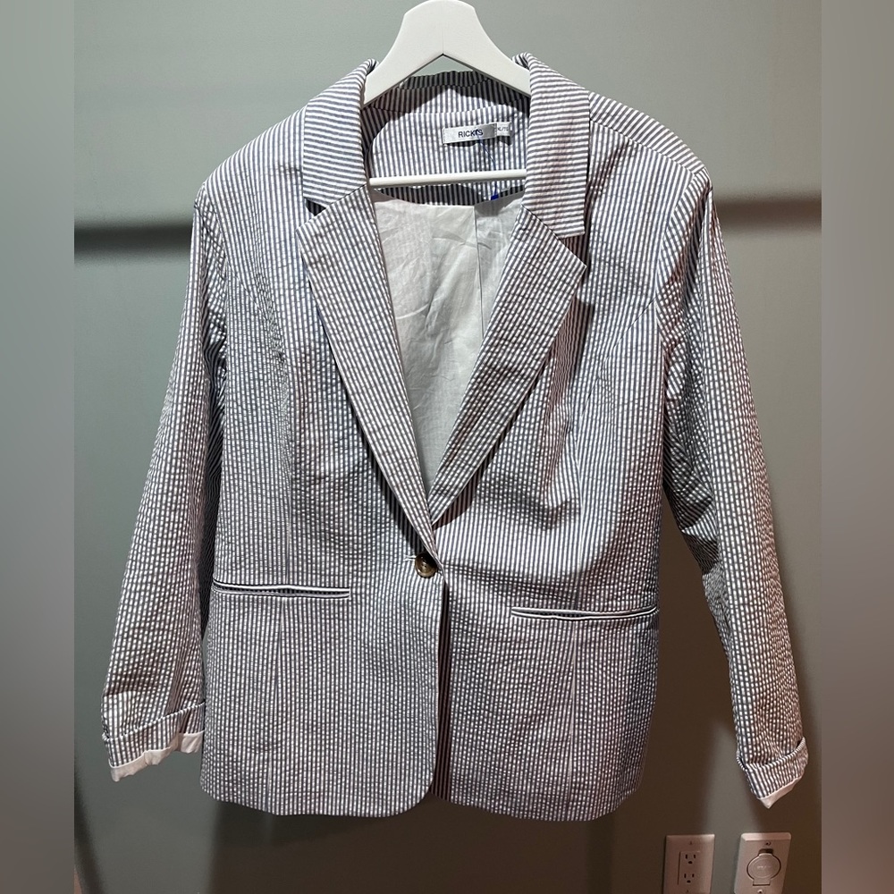 Women's Striped Blazer - White and Blue - Picture 2 of 4